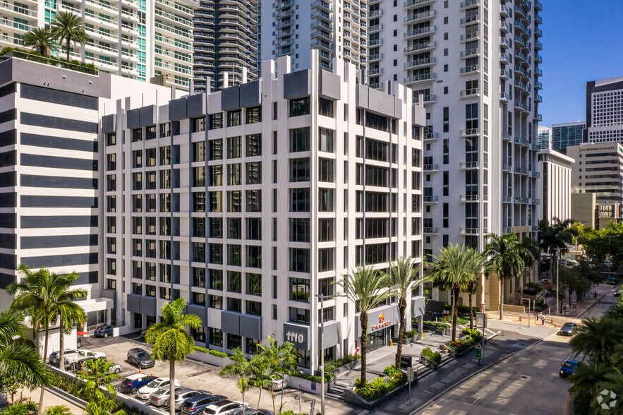 1110 Brickell Ave, Miami, FL for lease - Primary Photo - Image 1 of 96