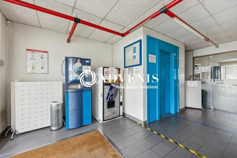 Office in Noisiel for sale - Interior Photo - Image 3 of 11