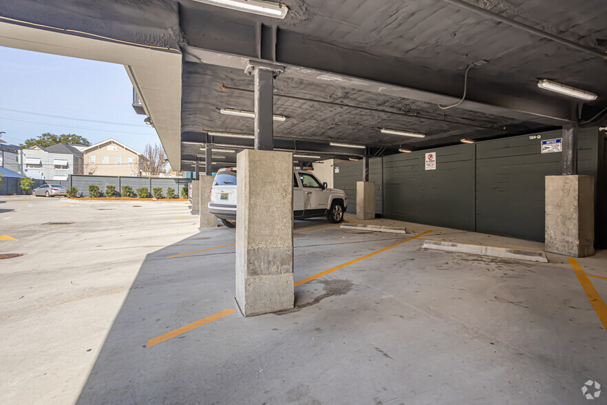 3100 Banks St, New Orleans, LA for lease - Building Photo - Image 3 of 31