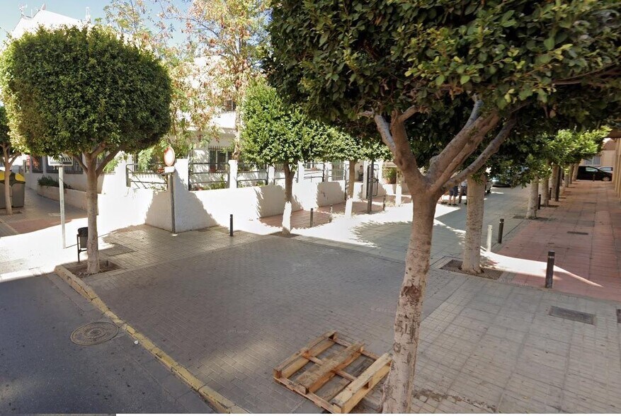 Retail in El Ejido for lease - Building Photo - Image 2 of 5