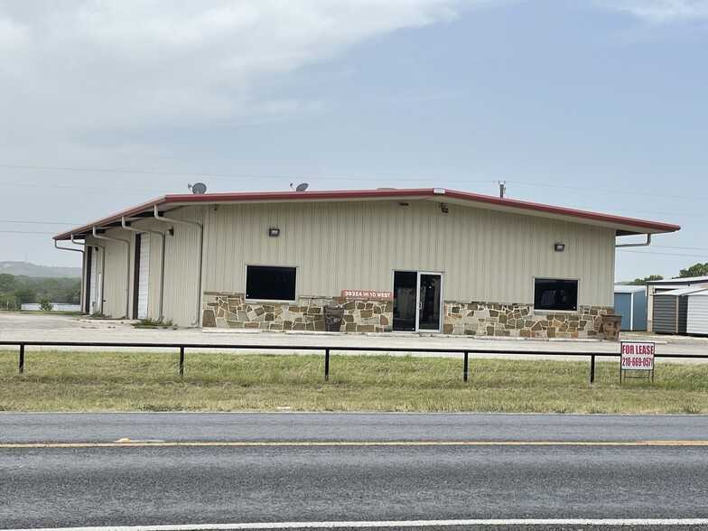 39324 W IH 10, Boerne, TX for sale - Building Photo - Image 1 of 1