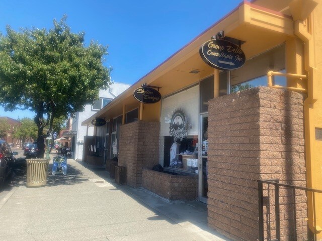 359-363 Merchant St, Vacaville, CA for lease Primary Photo- Image 1 of 11