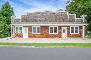 533 Montauk Hwy, East Moriches NY - Loft