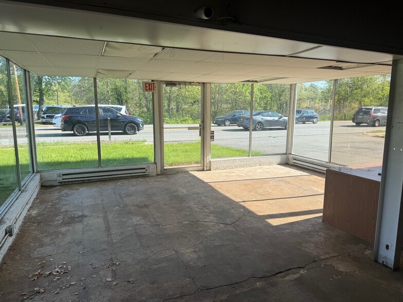 940 Rt 46 E US-46 Hwy, Kenvil, NJ for lease - Primary Photo - Image 1 of 8