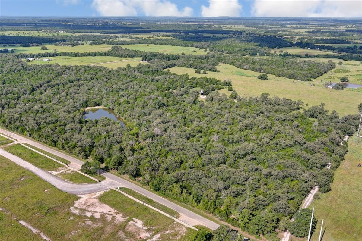 162 Jeddo, Rosanky, TX 78953