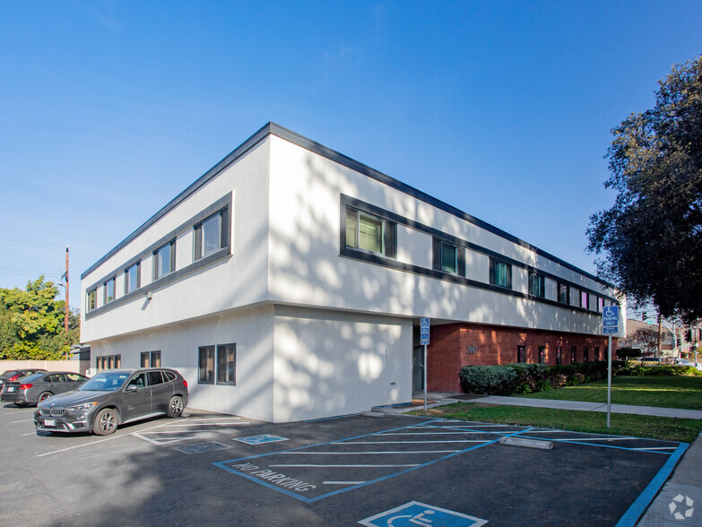 2007 W Hedding St, San Jose, CA for lease - Primary Photo - Image 1 of 19