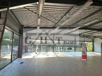 Industrial in Crépy-en-Valois for sale - Interior Photo - Image 2 of 5