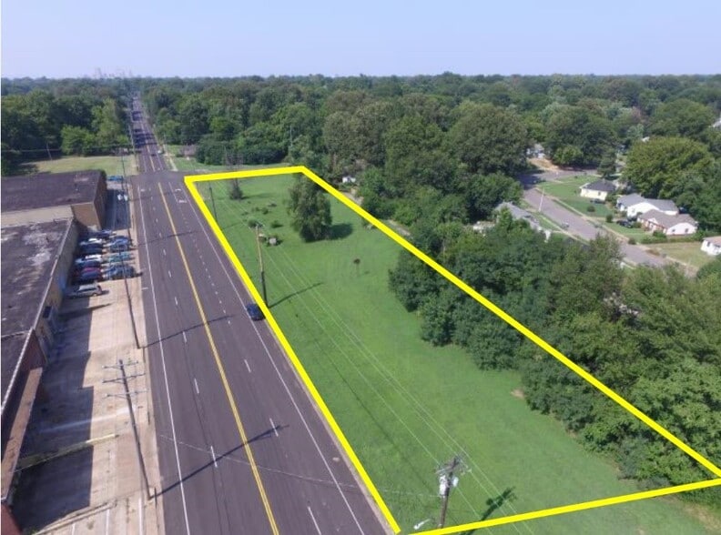 1690 Latham Street, Memphis, TN for sale - Building Photo - Image 2 of 6