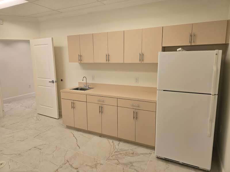 1350 City View Ctr, Oviedo, FL for lease Interior Photo- Image 1 of 6