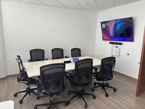 1721 Moon Lake Blvd, Hoffman Estates, IL for lease Interior Photo- Image 2 of 4