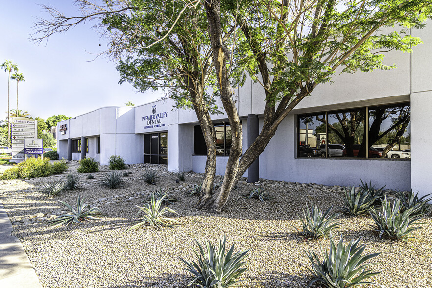 727 E Bethany Home Rd, Phoenix, AZ for sale - Building Photo - Image 1 of 1