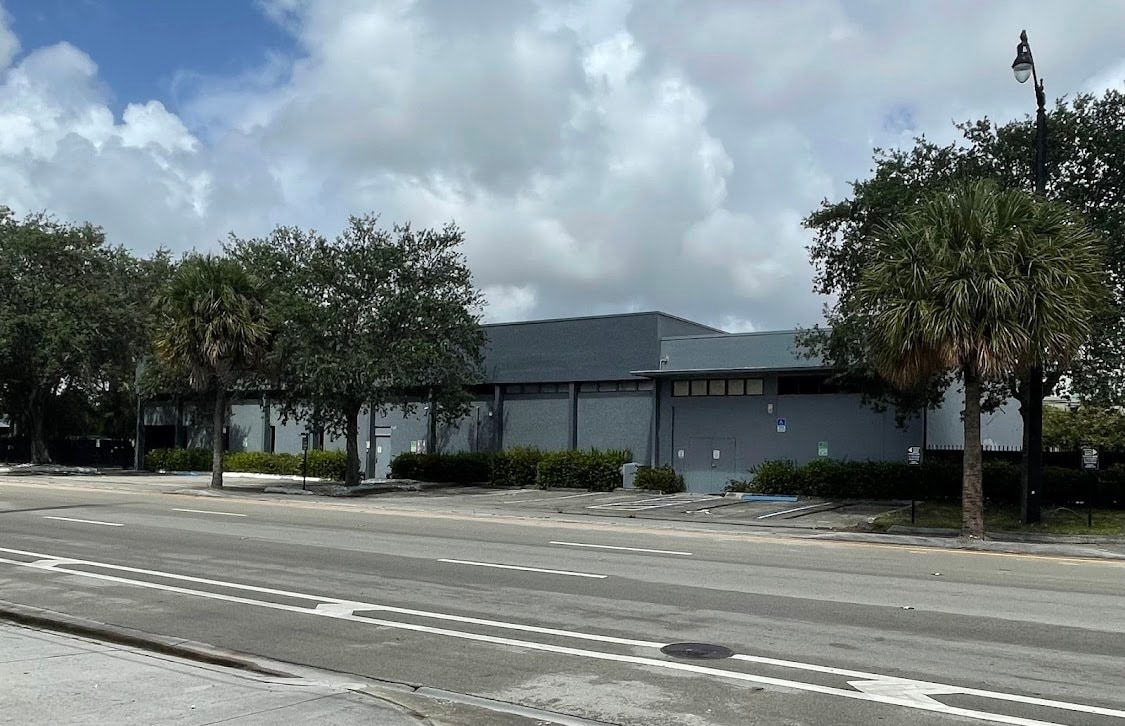 551 S Dixie Hwy E, Pompano Beach, FL for lease Building Photo- Image 1 of 16
