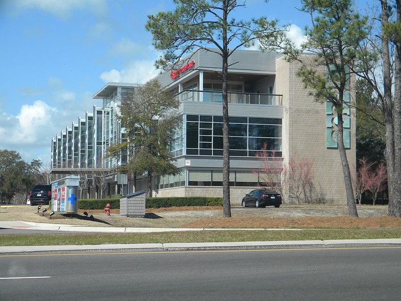 8115 Market St, Wilmington, NC for lease - Building Photo - Image 3 of 59