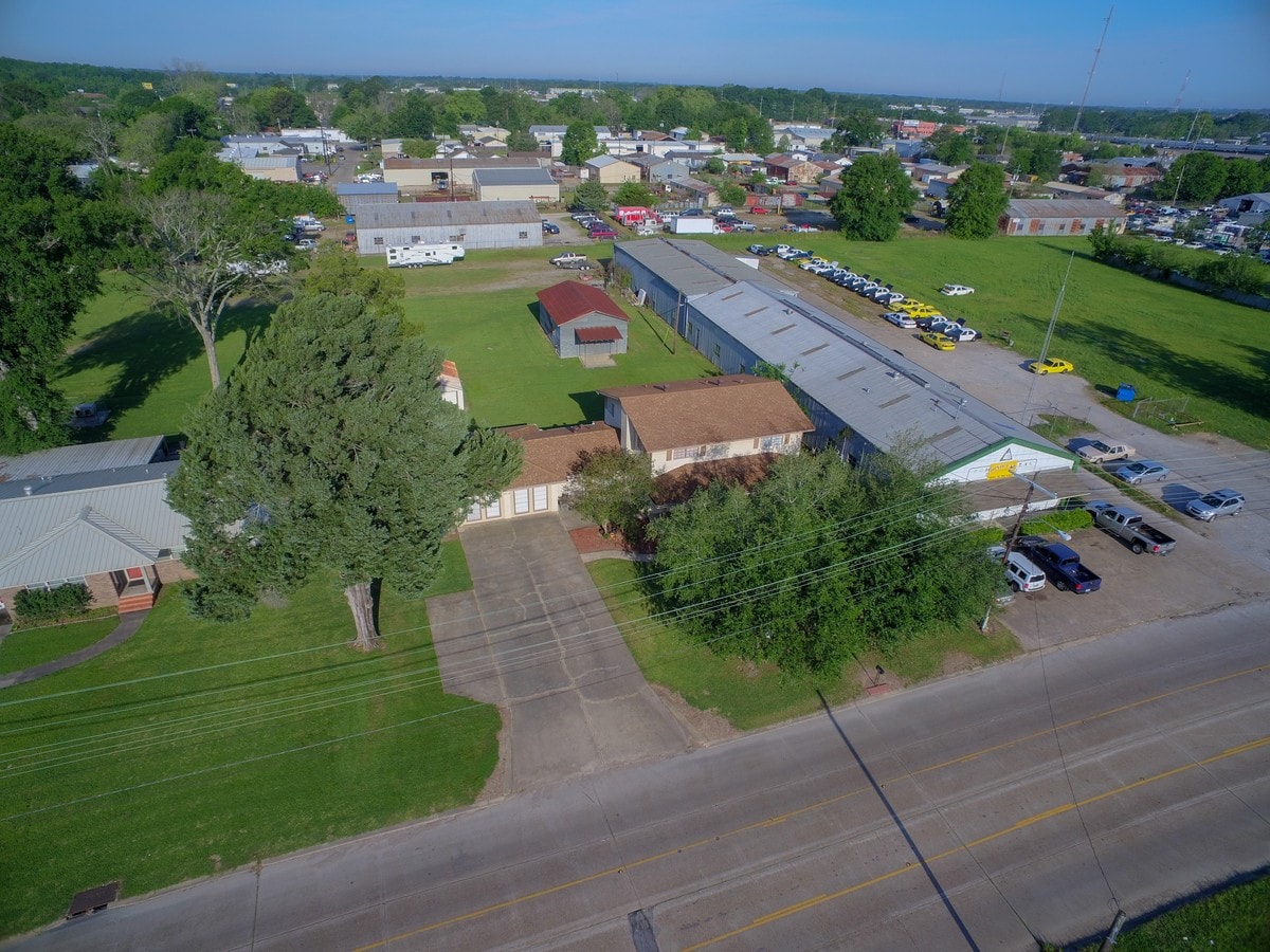 1606 N Bertrand Dr, Lafayette, LA 70506 Property Record