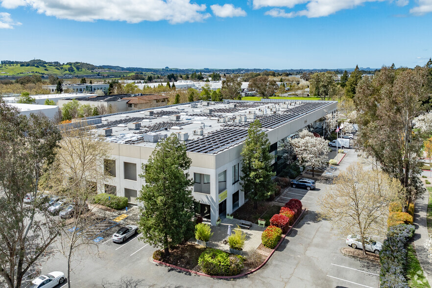 3925 Cypress Dr, Petaluma, CA for lease - Building Photo - Image 3 of 7