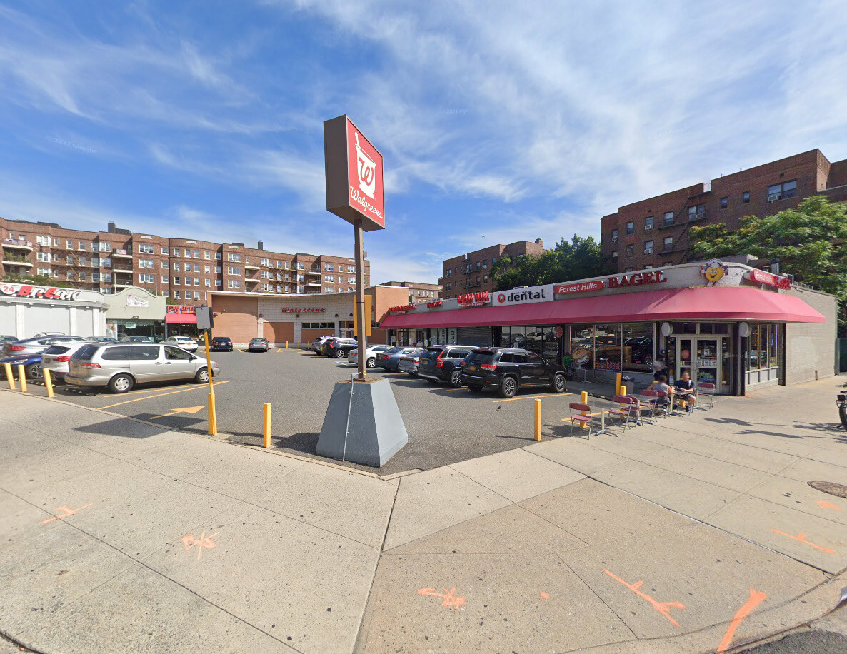 10417 Queens Blvd, Forest Hills, NY for lease Building Photo- Image 1 of 3