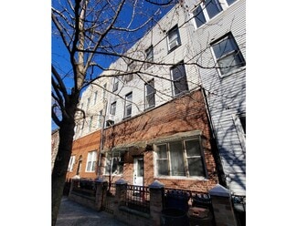 More details for 46 Sutton St, Brooklyn, NY - Multifamily for Sale