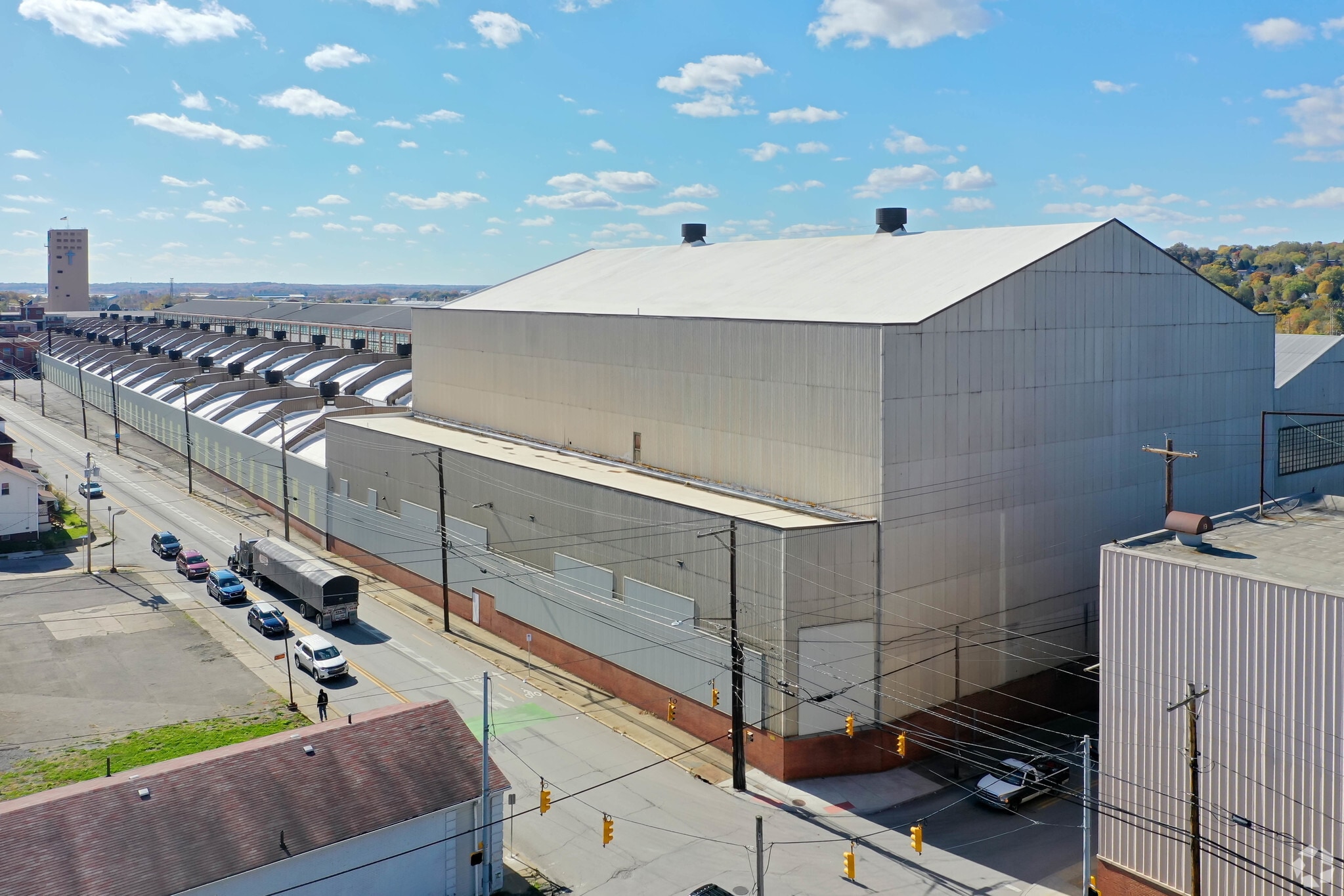 469 N Sharpsville Ave, Sharon, PA for lease Primary Photo- Image 1 of 32