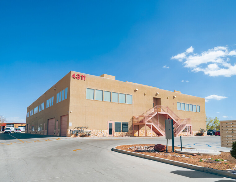 4311 Sara Rd SE, Albuquerque, NM for lease - Building Photo - Image 1 of 11