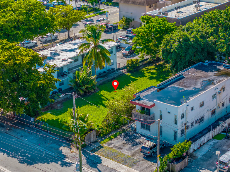 1872 NW 24th St, Miami, FL for sale - Building Photo - Image 1 of 12