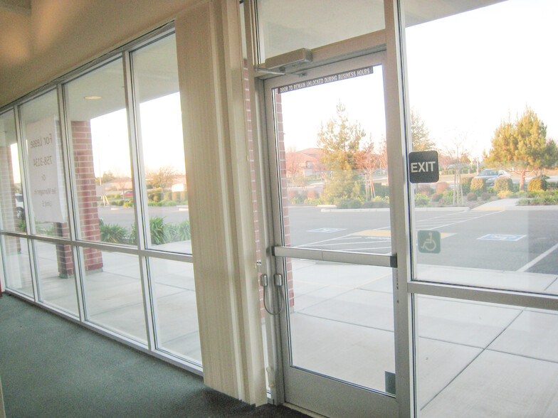 4614 2nd St, Davis, CA for lease - Building Photo - Image 3 of 8