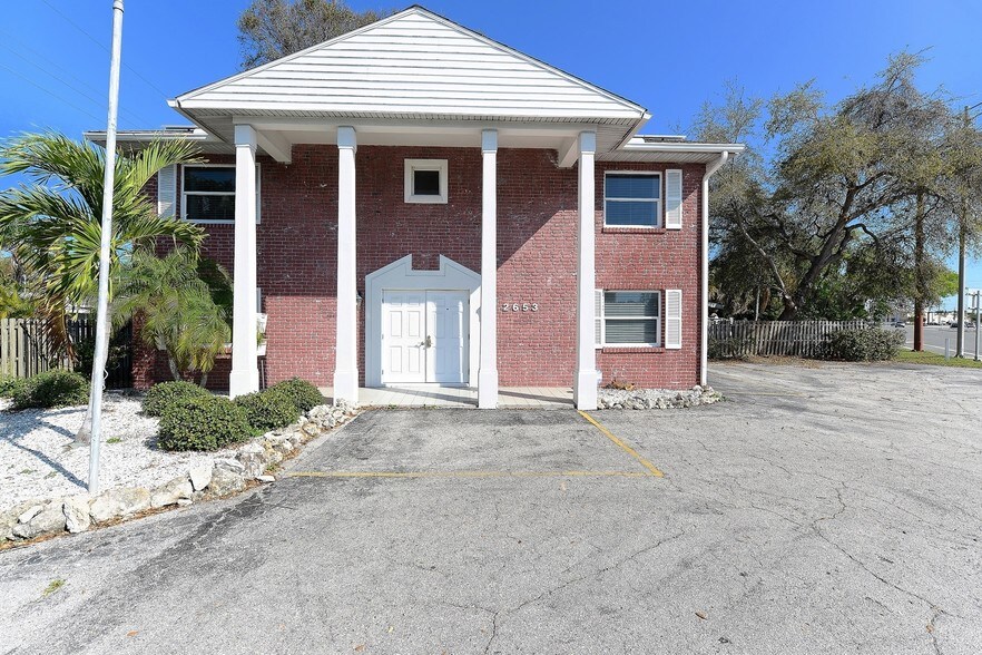 2653 Stickney Point Rd, Sarasota, FL 34231