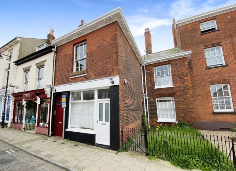 48-48A High St, Lowestoft for sale - Primary Photo - Image 1 of 1
