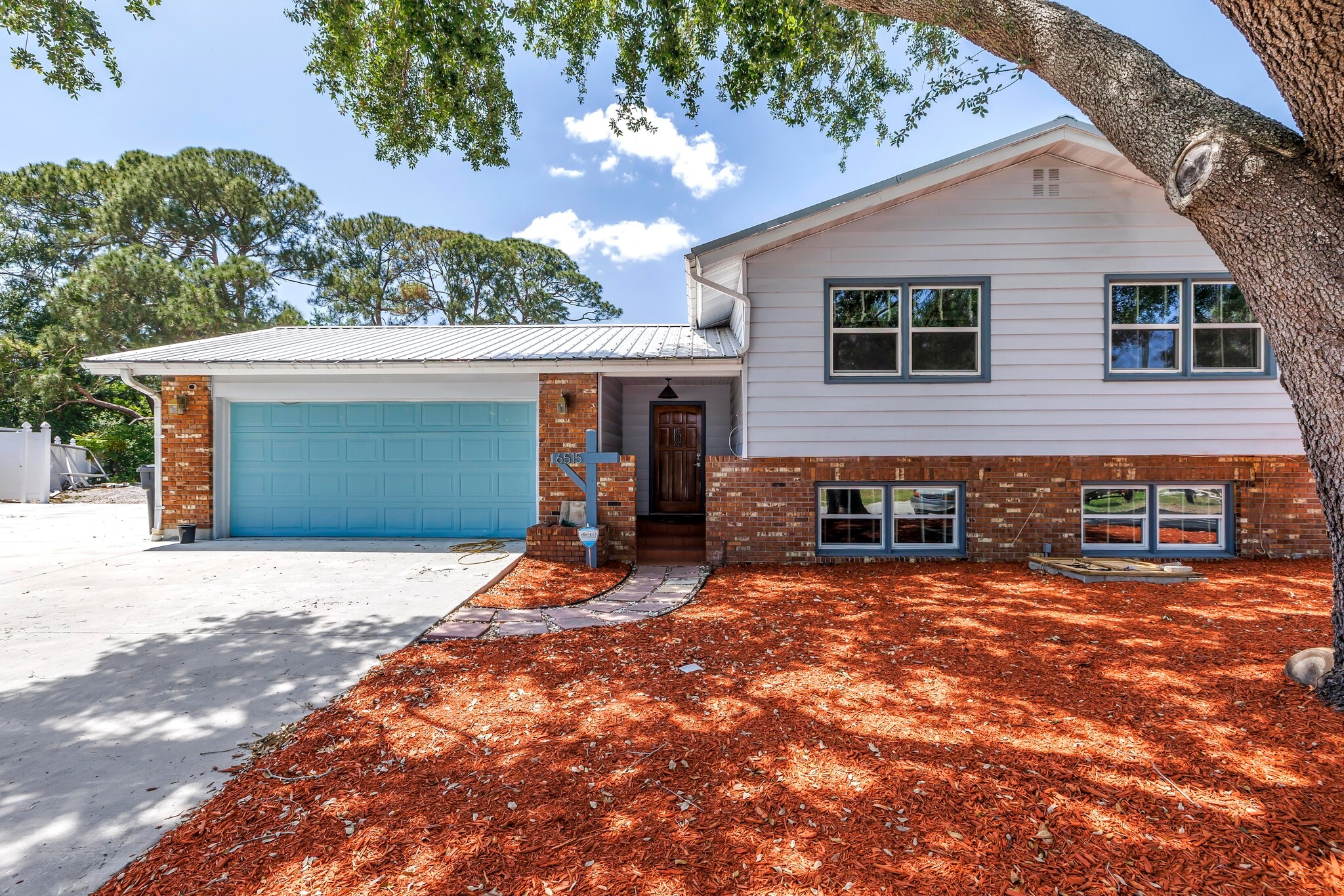 Multifamily in Tampa, FL for sale Building Photo- Image 1 of 1