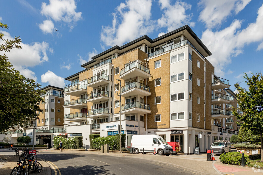 Smugglers Way, London for sale - Building Photo - Image 2 of 9