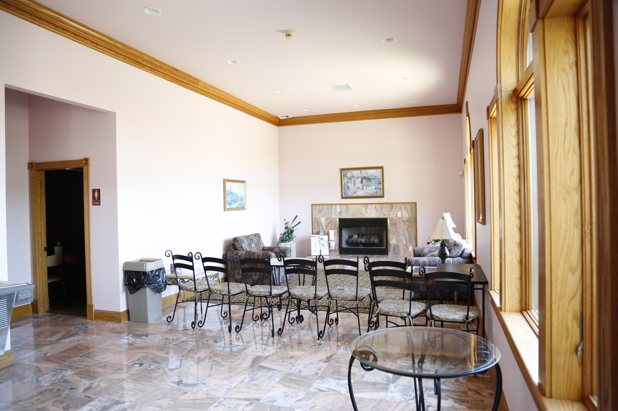 680 Cherry Tree Ln, Uniontown, PA 15401 Office/Special Purpose