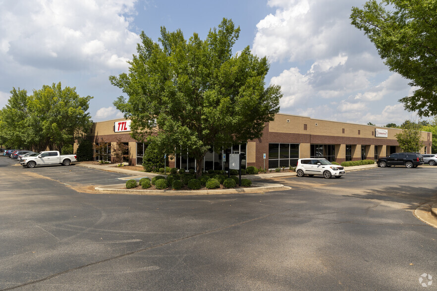 103 Quality Cir NW, Huntsville, AL for lease - Building Photo - Image 1 of 6