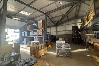 Boundary Bank Ln, Kendal for lease Interior Photo- Image 1 of 3