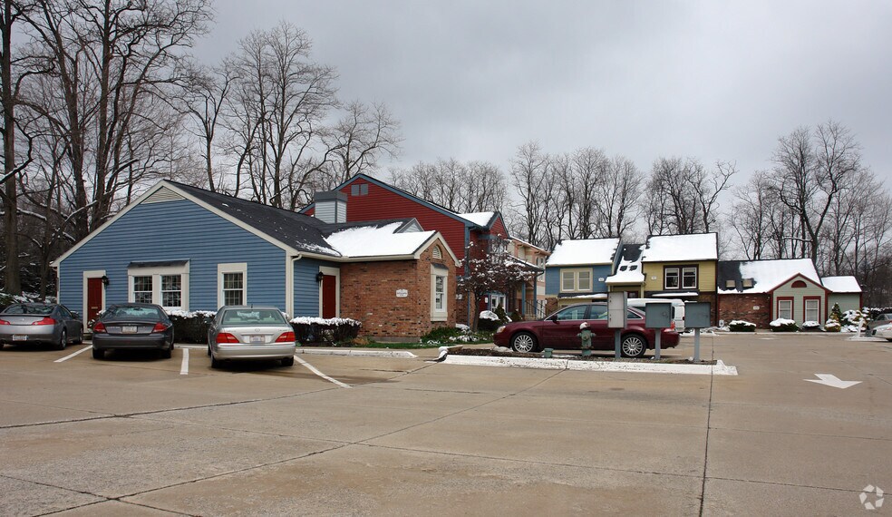 36 Munroe Falls Ave, Munroe Falls, OH 44262