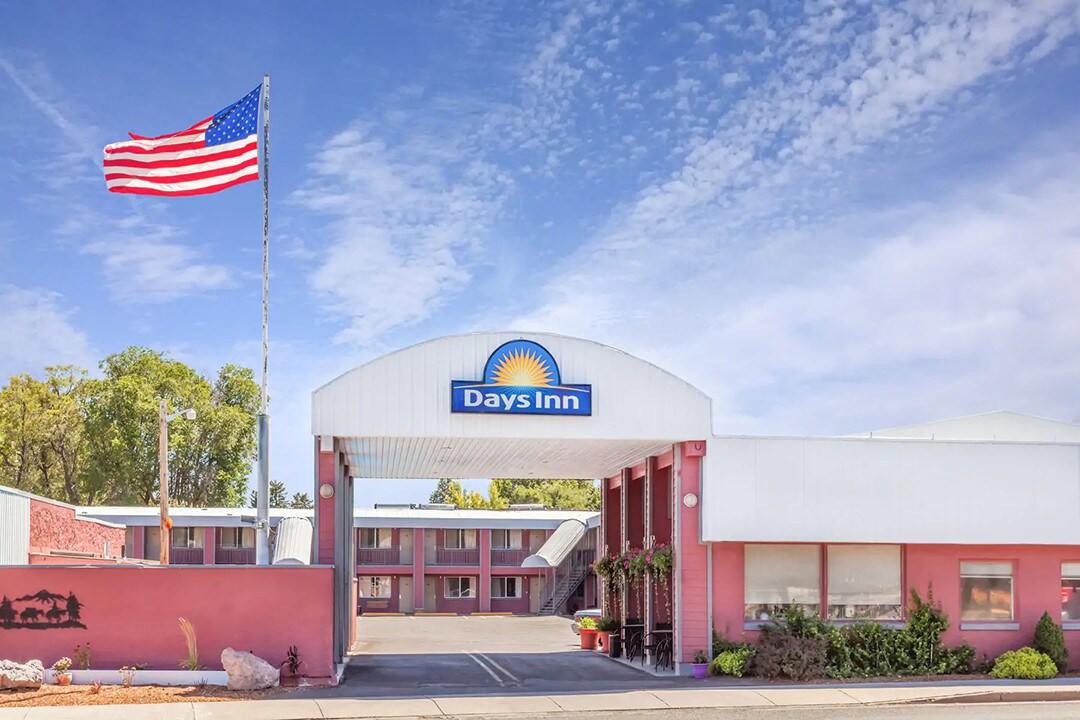 577 W Monroe St, Burns, OR for sale Building Photo- Image 1 of 1