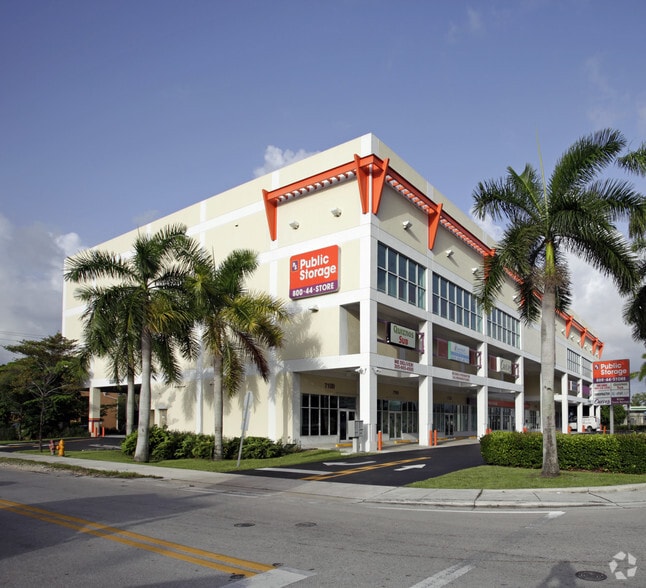 7100-7150 Bird Rd, Miami, FL for lease - Building Photo - Image 1 of 3