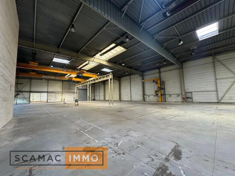 Office in Lisses for lease - Interior Photo - Image 3 of 10