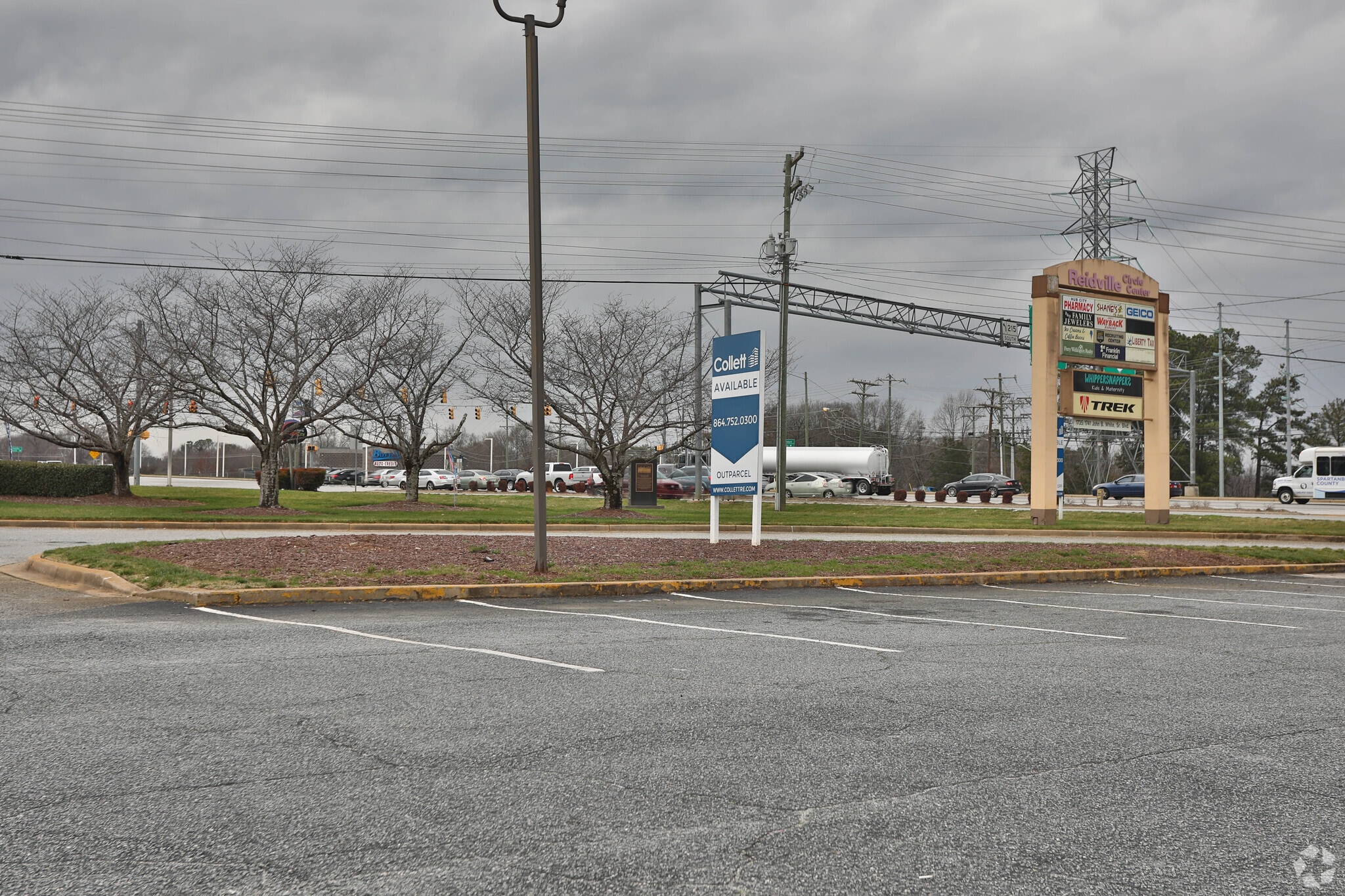 1741 John B White SR Blvd, Spartanburg, SC for lease Primary Photo- Image 1 of 2