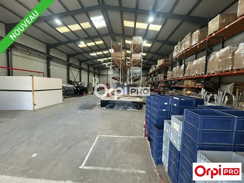 Flex in Livron-sur-Drôme for lease - Interior Photo - Image 2 of 3