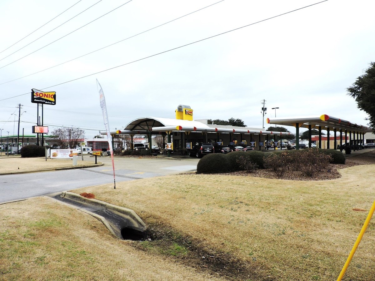 The Bedroom Atlanta Highway Montgomery Alabama