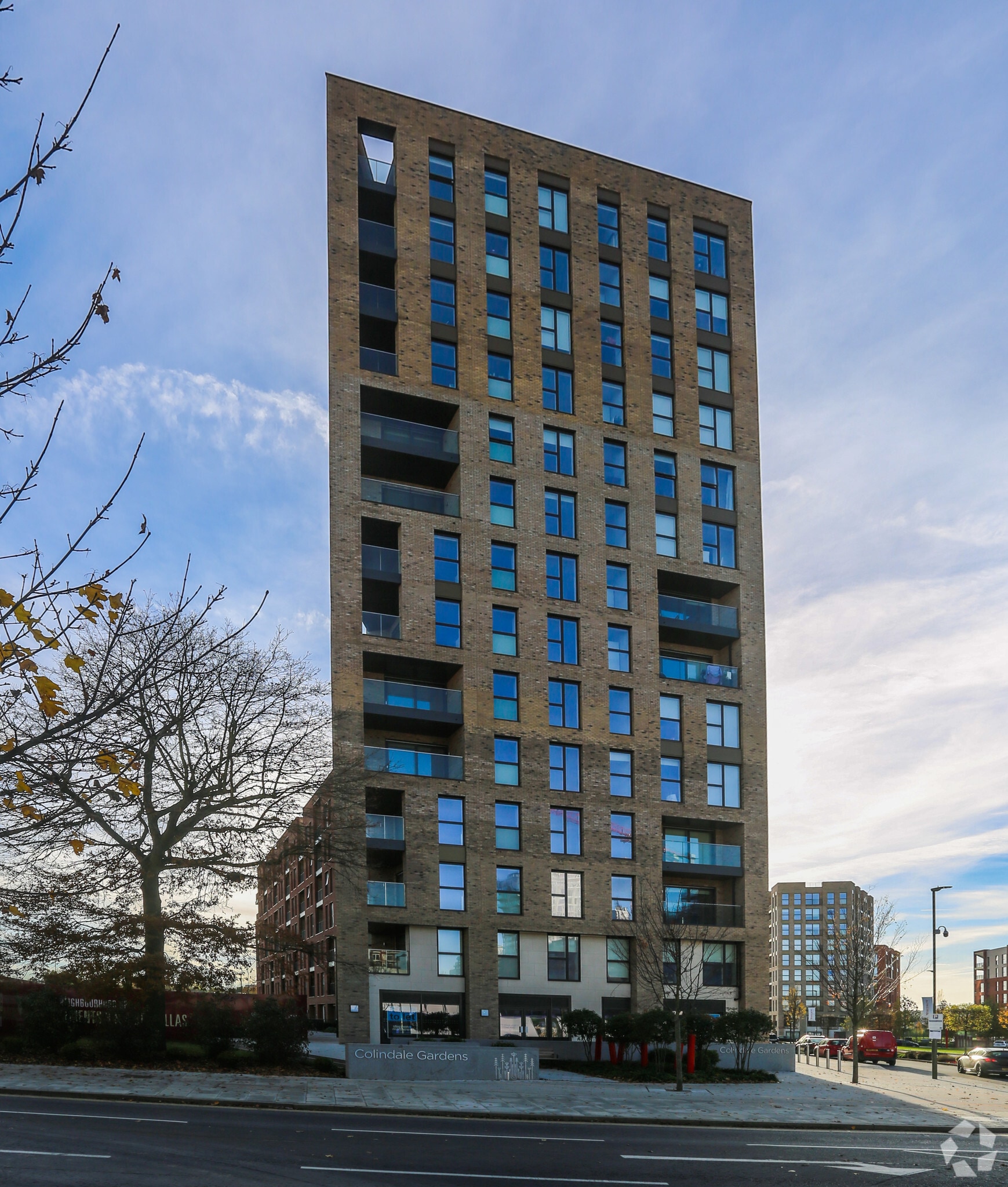Aerodrome Rd, London for sale Primary Photo- Image 1 of 1
