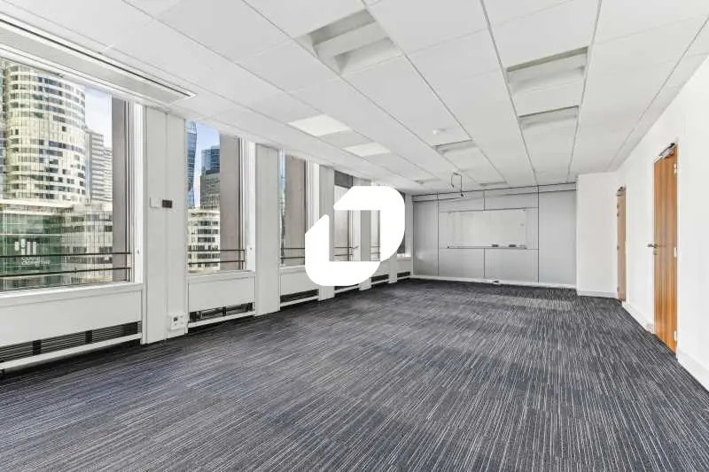 1-9 Place De La Pyramide, Puteaux for lease Interior Photo- Image 1 of 2