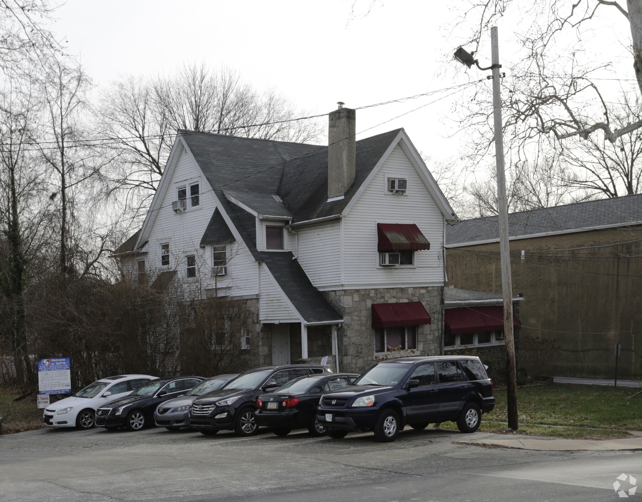 43 S Lansdowne Ave, Lansdowne, PA for sale Primary Photo- Image 1 of 1