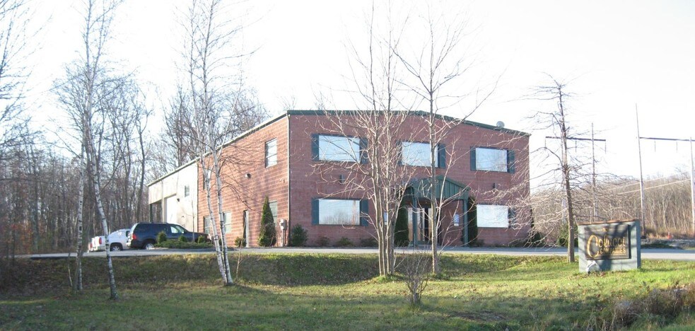 10 Southern Industrial Dr, Cranston, RI for sale - Primary Photo - Image 1 of 1