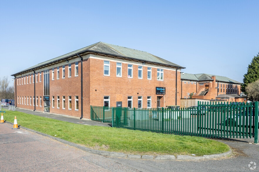 87 Lancaster Rd, Gateshead for lease - Primary Photo - Image 1 of 2