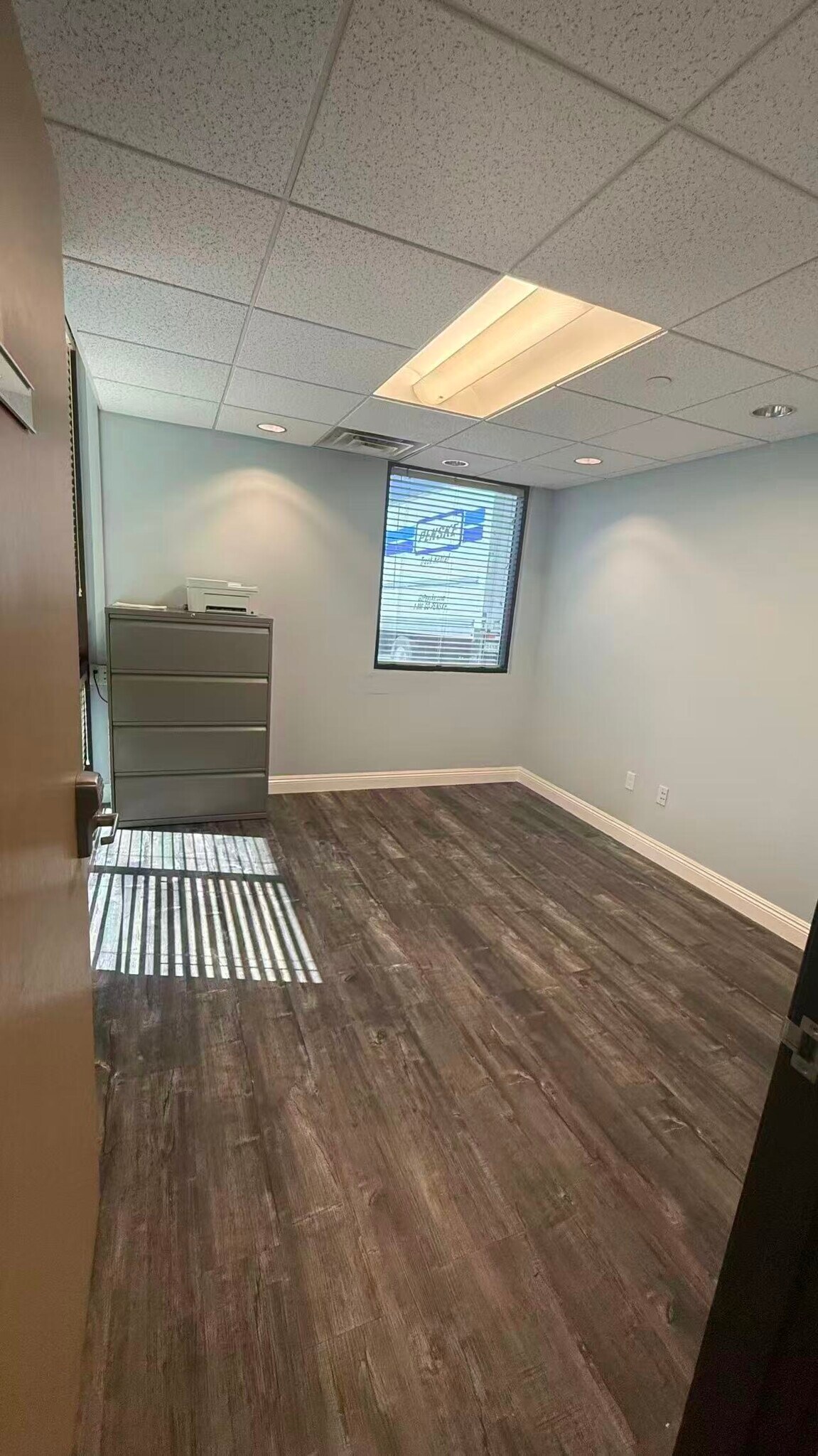11639 Goldring Rd, Arcadia, CA for lease Interior Photo- Image 1 of 11