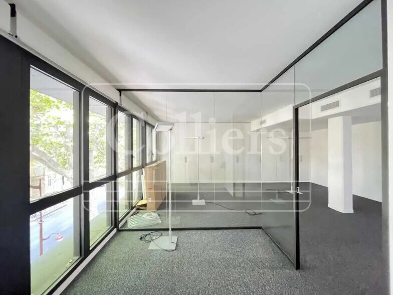 24 Cours Saint Louis, Aix-en-Provence for lease - Building Photo - Image 3 of 10