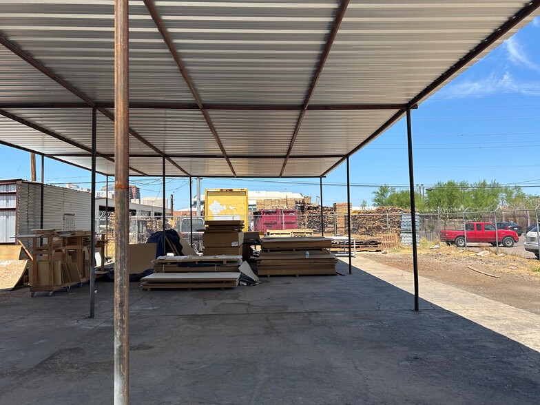 522 E Buckeye Rd, Phoenix, AZ for lease - Building Photo - Image 3 of 6