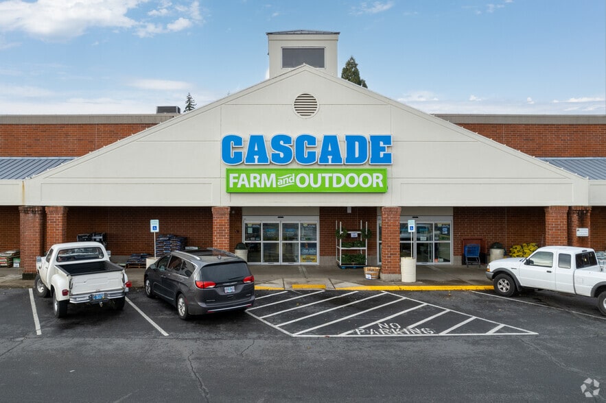 5013-5025 River Rd N, Salem, OR for lease - Building Photo - Image 3 of 9