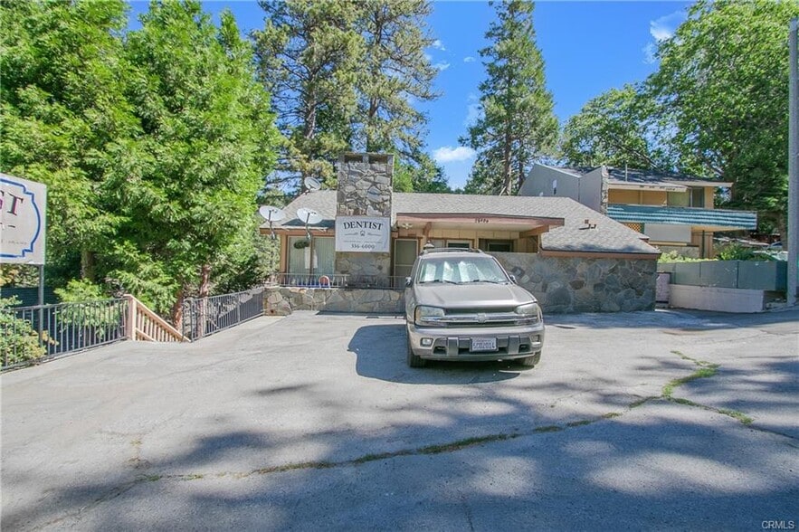 28906 Hook Creek Rd, Cedar Glen, CA for sale - Building Photo - Image 1 of 19