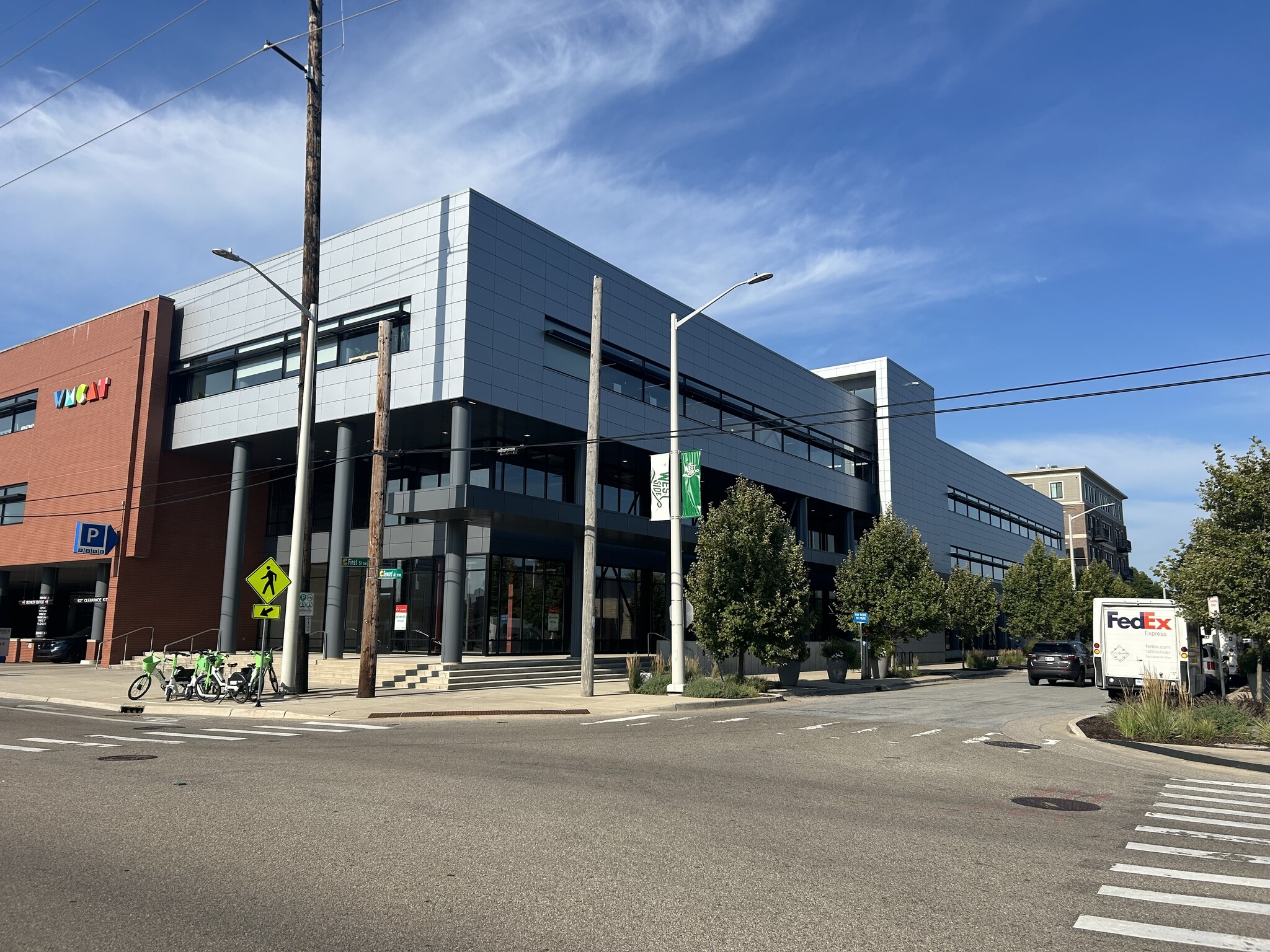 614 First St NW, Grand Rapids, MI for lease Building Photo- Image 1 of 26